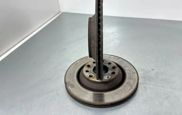 Volkswagen PASSAT B8 Rear brake disc