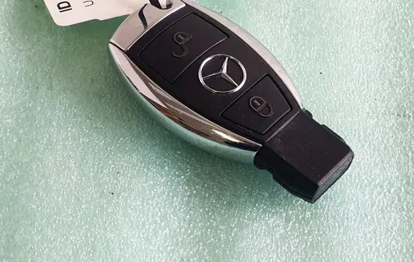 Mercedes-Benz A W176 Ignition key/card 