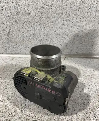 Audi A4 S4 B7 8E 8H Throttle valve 06B133062M