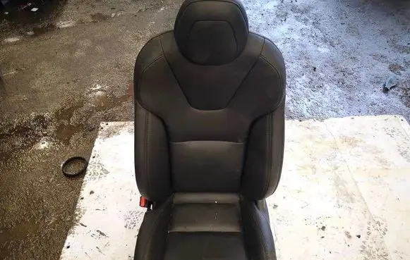 Tesla Model S Seat set 110590700A