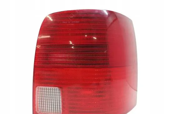 Volkswagen PASSAT B5 Rear/tail lights 3B9945112F