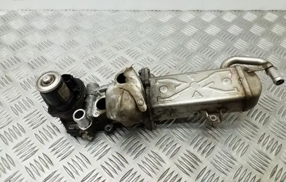 Volkswagen Golf VI EGR valve cooler 03L131512AT 0280751012