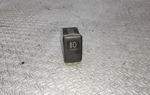 Fog light switch