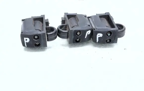 Volvo V60 Windshield washer spray nozzle 