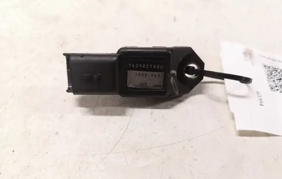 Peugeot 407 Air pressure sensor 9639027480 98005601