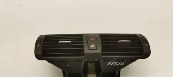 BMW 1 E81 E87 Dash center air vent grill 7059189