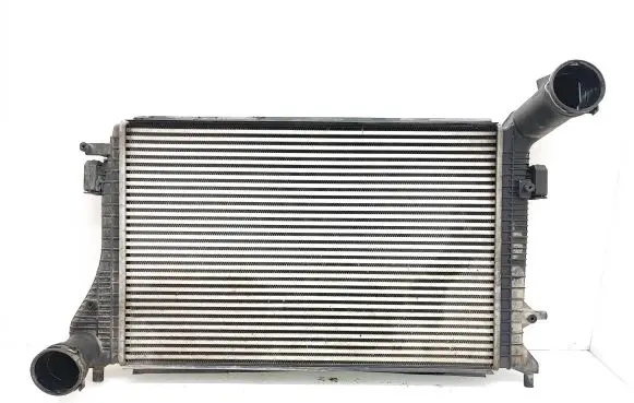 Volkswagen Caddy Intercooler radiator 1K0145803H