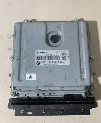 BMW 5 F10 F11 Engine control unit/module 8513169
