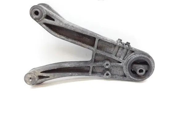 Volvo S70 V70 V70 XC Engine mounting bracket 3524347