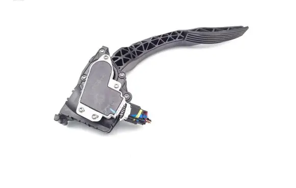 Opel Mokka Accelerator throttle pedal 150509-0189