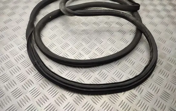 Toyota Proace Sliding door rubber seal 