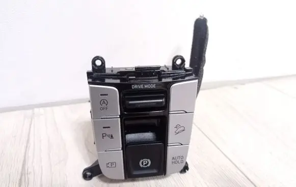Hyundai Tucson IV NX4 Hand parking brake switch 93300N7680