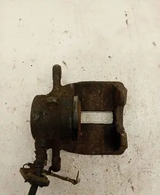 Mercedes-Benz B W245 Front brake caliper