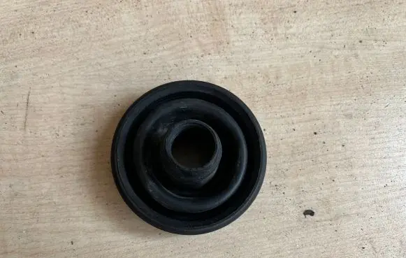 Opel Agila A Headlight/headlamp dust cover