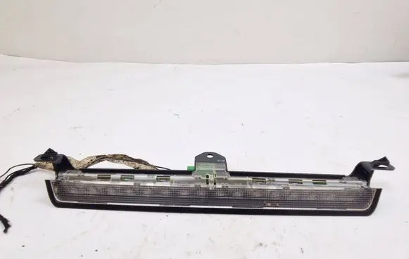 Volvo V70 Third/center stoplight 8658948