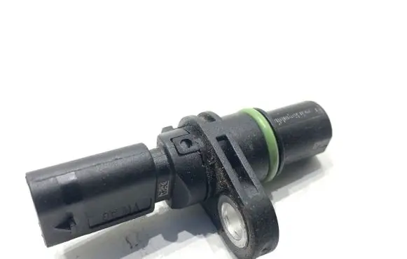 Audi Q3 F3 Camshaft position sensor 04L907601A