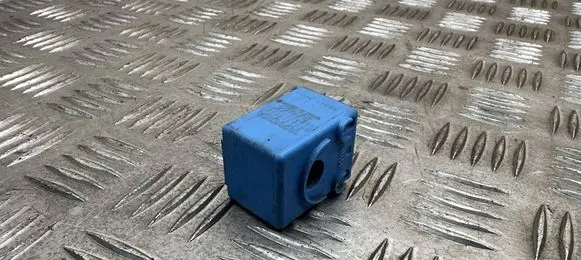Toyota RAV 4 (XA40) Other relay 8974730040