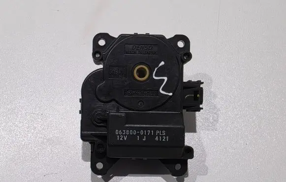 Lexus IS 220D-250-350 Air flap motor/actuator 8710630430 0638000171