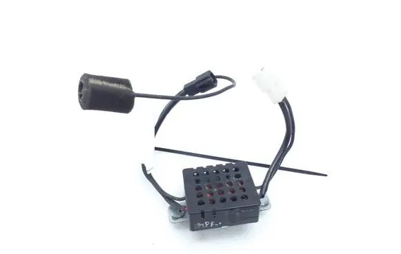 Subaru Impreza II Aerial antenna amplifier NSA171100 171101X3