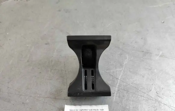 Audi Q2 - Cup holder 81a862533