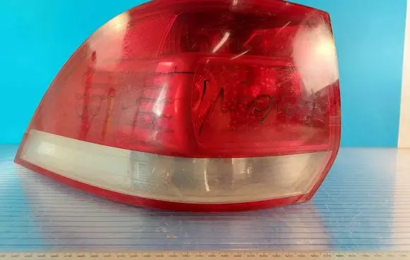 Volkswagen Golf V Rear/tail lights 1K9945095A