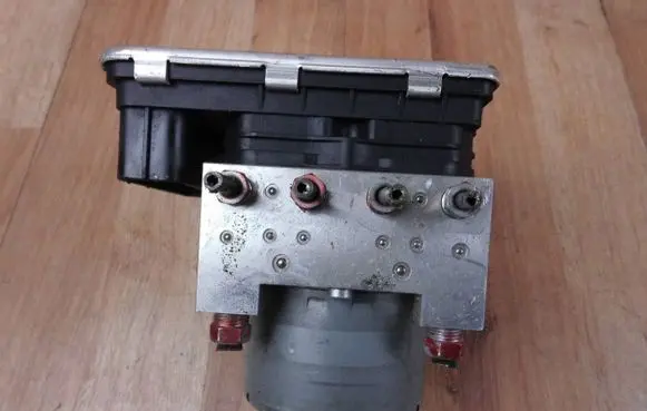 Mitsubishi ASX ABS Pump 4670B441