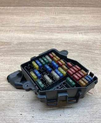 Audi A6 S6 C5 4B Fuse module 8D1941824 Used