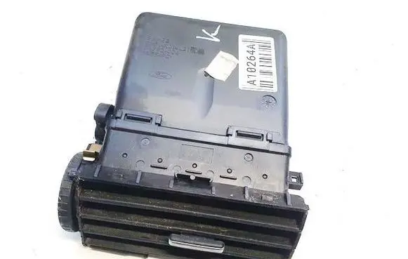 Ford Kuga I Dash center air vent grill 3m51r014l21