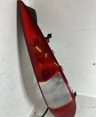 Ford Mondeo Mk III Rear/tail lights