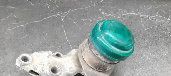 Citroen C5 Aircross Engine mount vacuum valve 9641387680