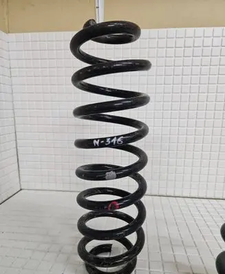 Toyota RAV 4 (XA50) Rear coil spring