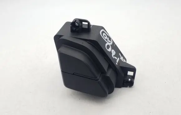 Passenger airbag on/off switch
