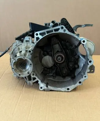 Volkswagen Caddy Manual 5 speed gearbox LZY