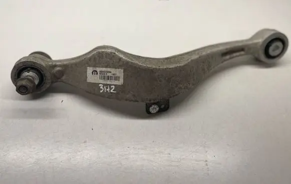Jeep Grand Cherokee Rear control arm 68263732AA
