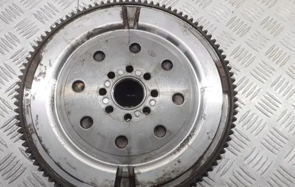 Toyota Avensis T250 Flywheel