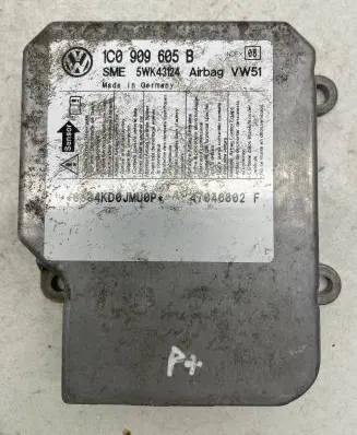 Volkswagen PASSAT B5.5 Airbag control unit/module 1C0909605B 47040802F 5WK43124