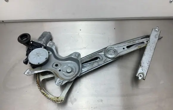 Toyota Yaris Front door window regulator with motor 857100D100 973582100 AV2621002330