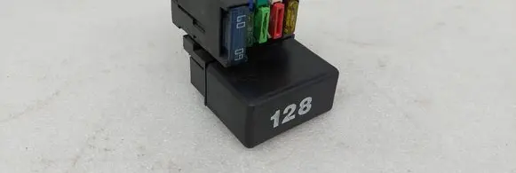 Volkswagen Sharan Fuse module 7M0937615 7M0941597 95VW14A067CA