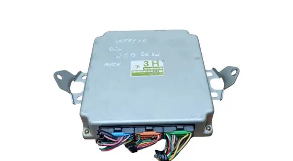 Subaru Impreza II Engine control unit/module 22611AF634 2323 A18000D8U