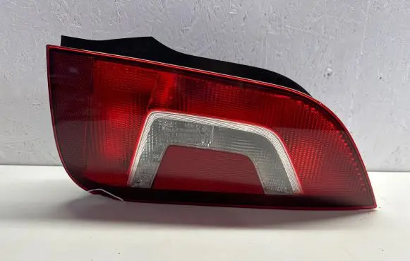 Volkswagen Up Rear/tail lights 1S0945096D 1S0945112