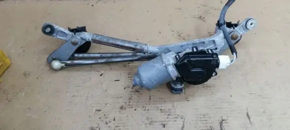 Toyota Urban Cruiser (XP110) Front wiper linkage and motor 8511052550