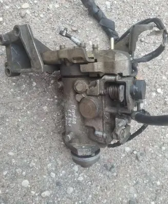 Ford Mondeo MK II Fuel injection high pressure pump A00194