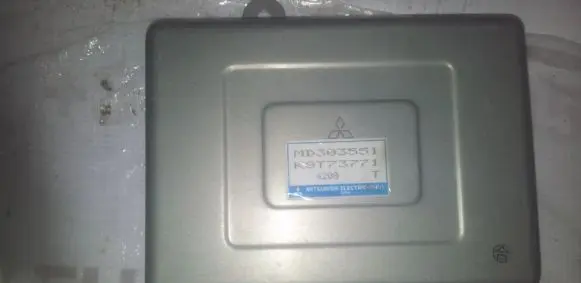 Mitsubishi Galant Engine control unit/module MD303551 K8T73771