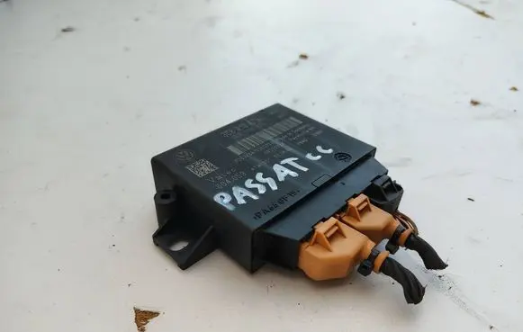Volkswagen PASSAT CC Parking PDC control unit/module 3C8919475