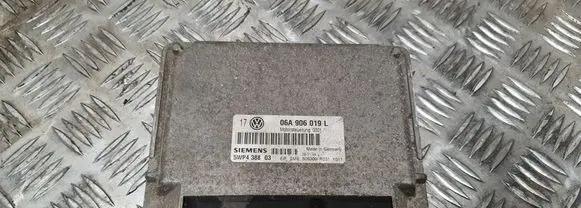 Volkswagen Golf IV Engine control unit/module ECU 06A906019L