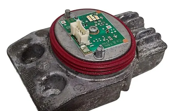 Mercedes-Benz C W205 Headlight ballast module Xenon 21246000