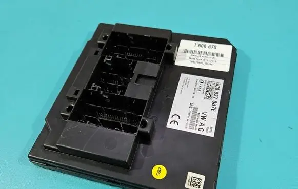 Skoda Rapid (NH) Central body control module 6C0937087E IMPRK1608670