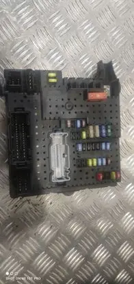Volvo XC90 Fuse module 30786646
