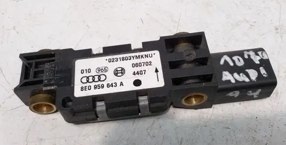 Audi A4 S4 B6 8E 8H Airbag deployment crash/impact sensor 8E0959643A