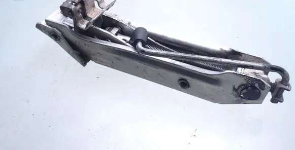 Skoda Octavia Mk1 (1U) Lift Jack 8L0011031A